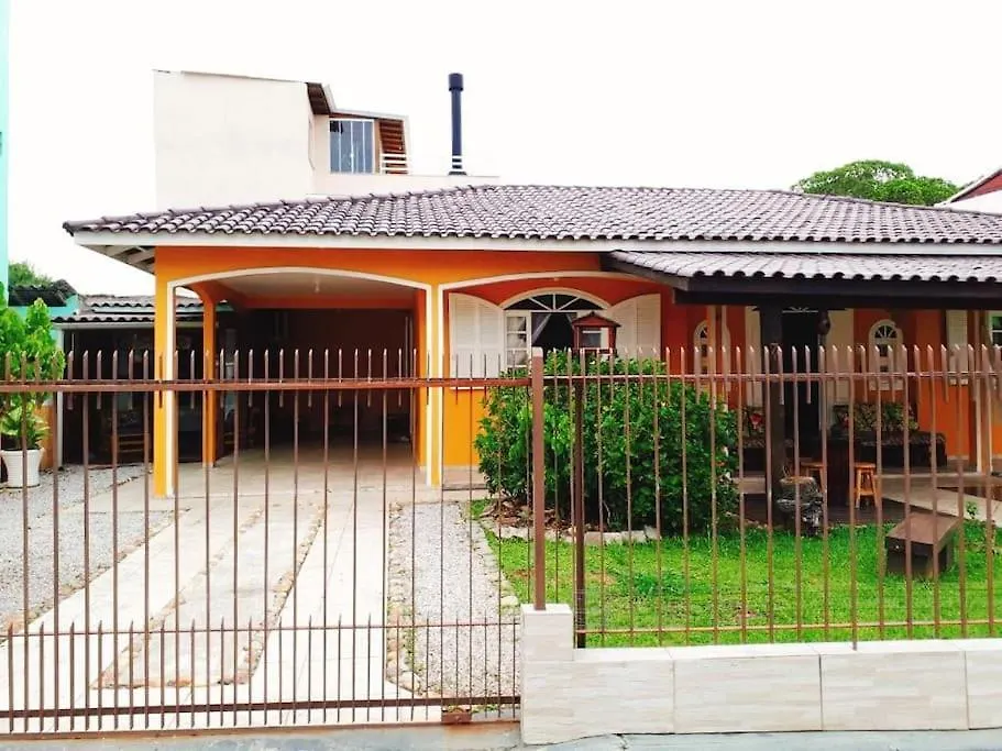 Otima Casa Para 10 Pessoas /Menos De 100M Da Praia Florianópolis 0*,
