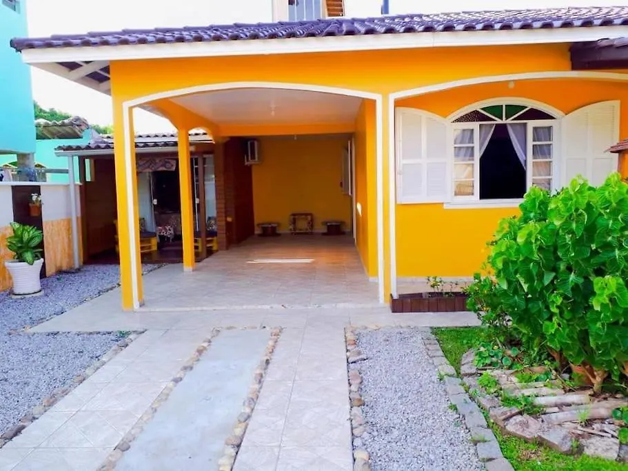 Otima Casa Para 10 Pessoas /Menos De 100M Da Praia Florianópolis