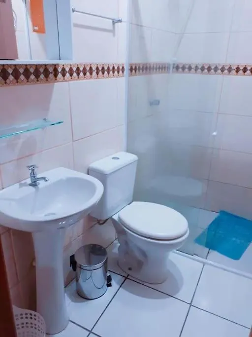 Otima Casa Para 10 Pessoas /Menos De 100M Da Praia Florianópolis 0*,